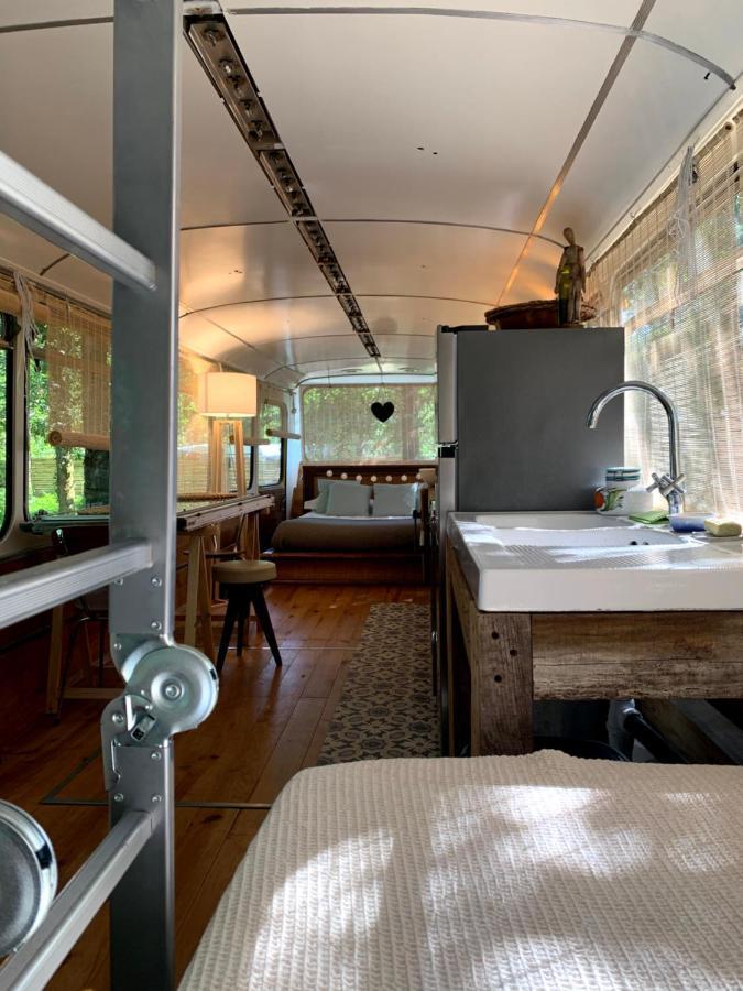 Magic Roof Top Bus With Big Bath In The Tree Forest! Hotel Mimizan Exterior photo